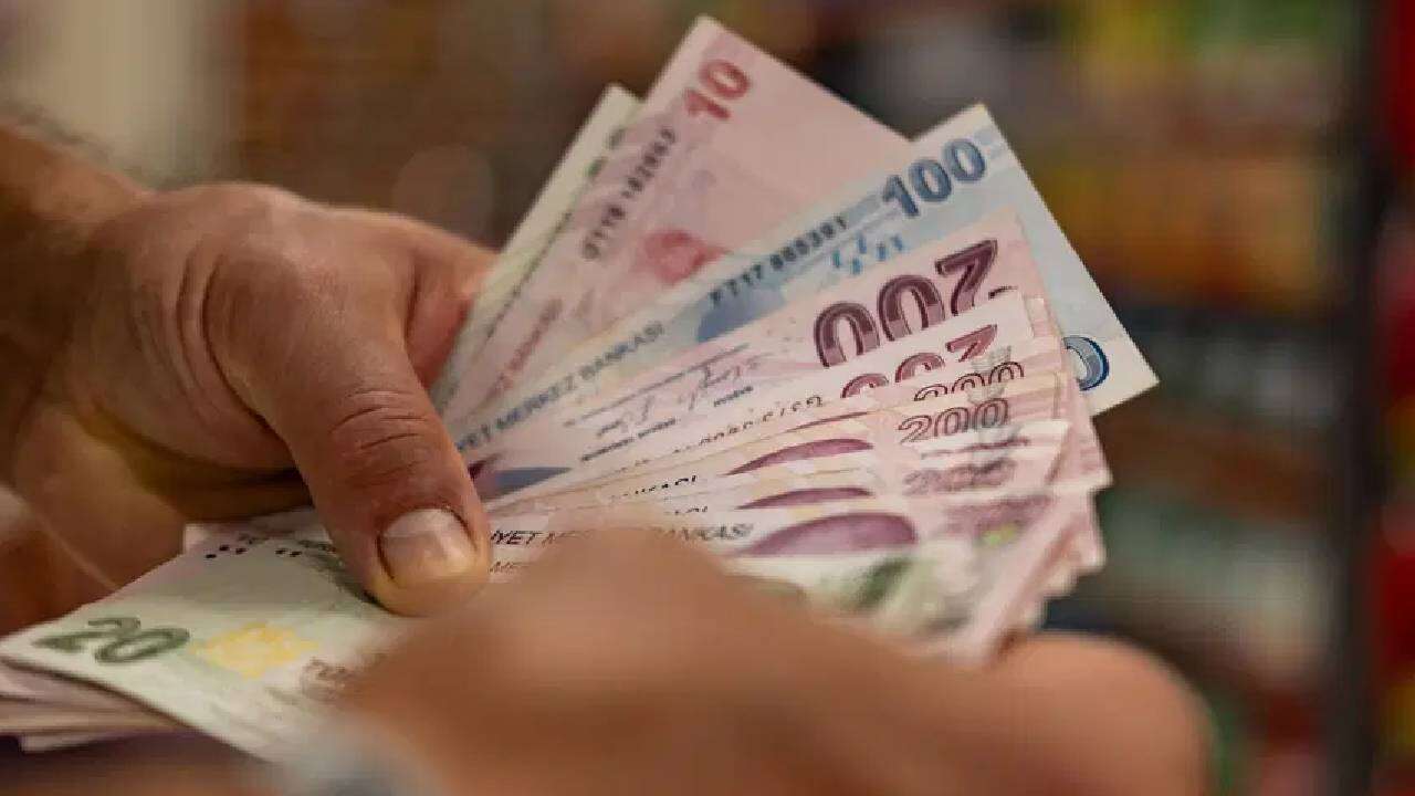 Meclis'te yeni kademeli emeklilik adımı: 1999-2008 arası sigortalı olanlar dikkat, emeklilik teklifinde 7.200 gün detayı! 14
